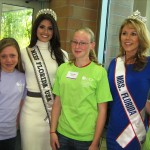 Miss Florida USA and Mrs. Florida with girls at the conference (photo - CMF Public Media)